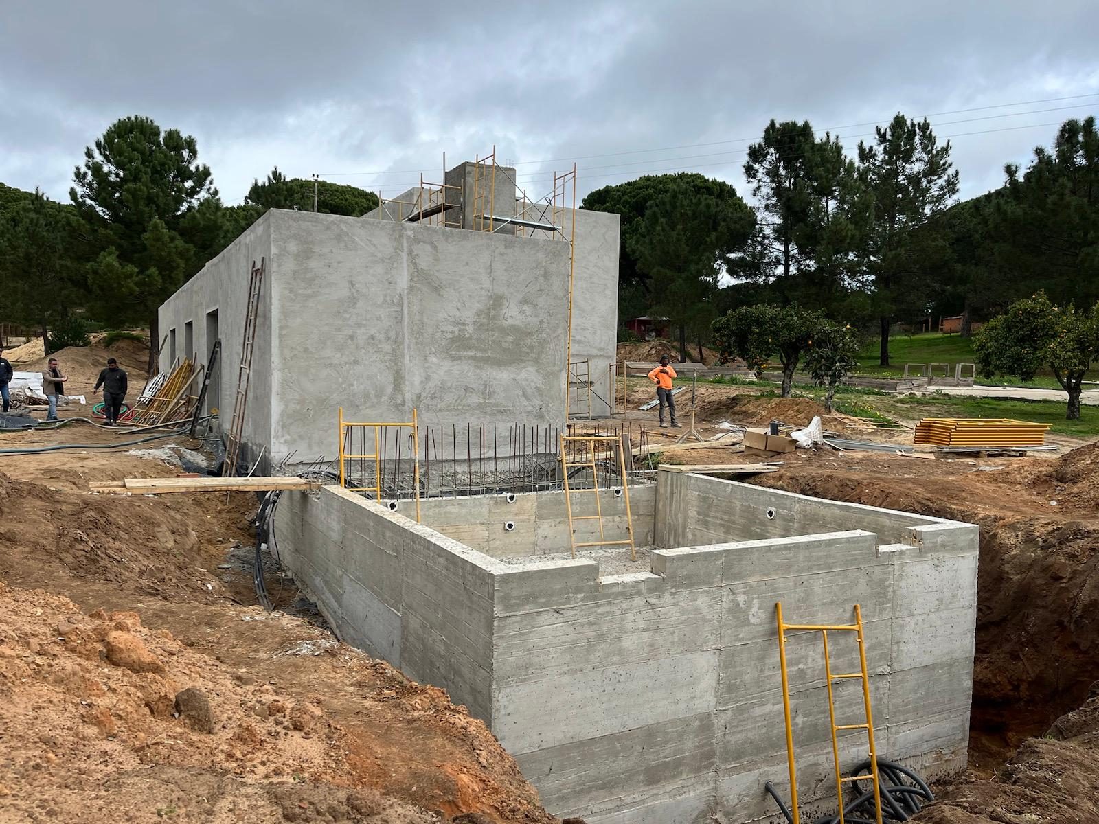 Projeção de betão · estrutura concluída